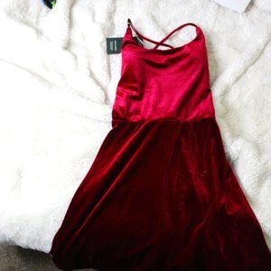 Halara Lace Up Velvet Dress -- Medium -- NWT